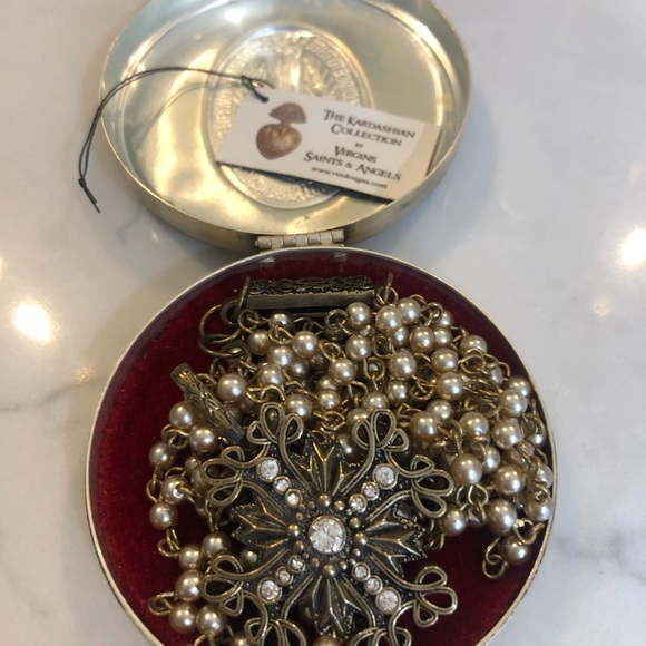 Virgins Saints & Angels Gold and Pearl Necklace - Picture 3 of 5